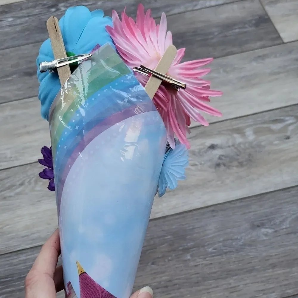 Large Hair Clip Bouquet 6 clips castle themed